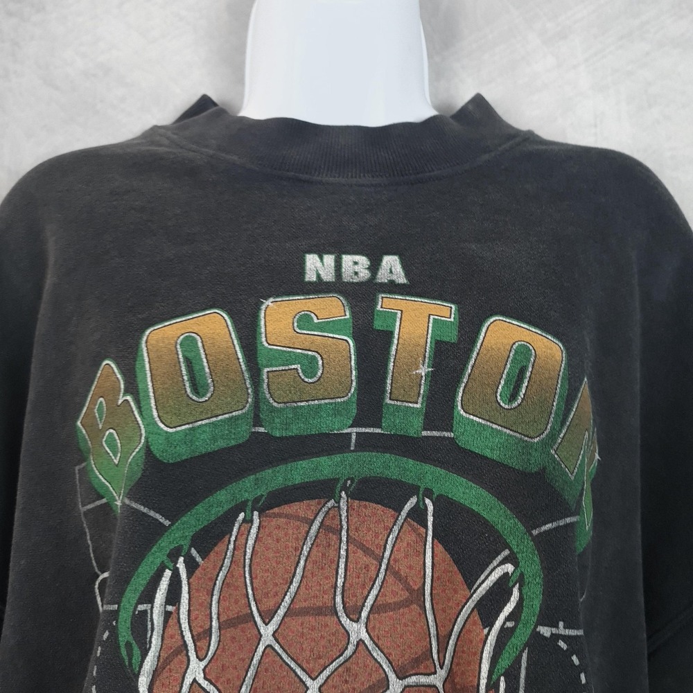 Abercrombie Boston Celtics Sweatshirt Womens Medium Black Cropped Oversized - Picture 3 of 16